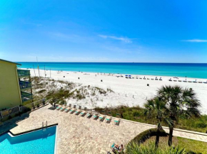 Pelican Walk 404